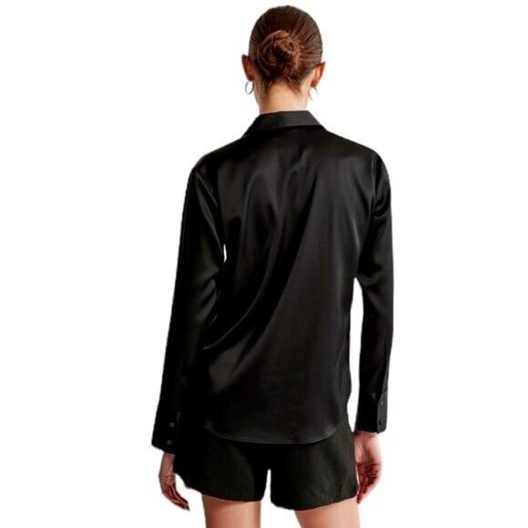 Abercrombie - Long-Sleeve Satin Button-Up Shirt Sz M - Picture 4 of 9